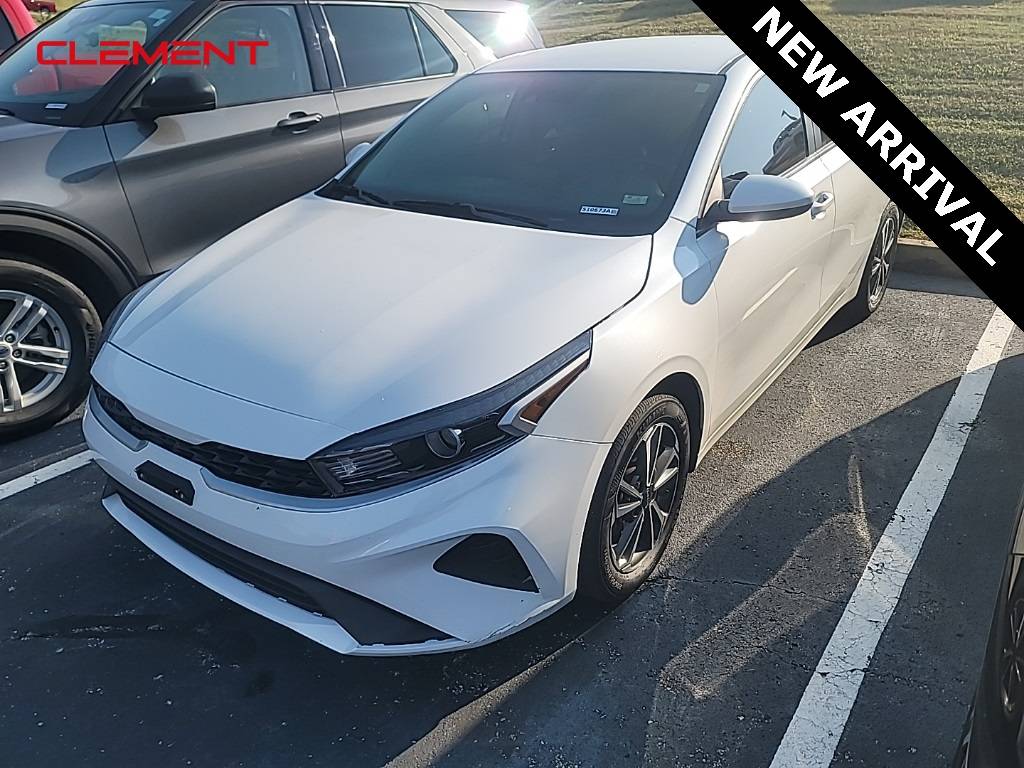 2023 Kia Forte LXS — Sedan — 58,548 mi — Columbia, IL