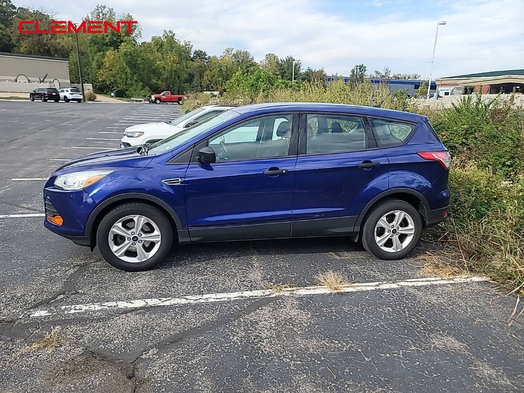 2015 Ford Escape S — SUV — 143,982 mi — Columbia, IL