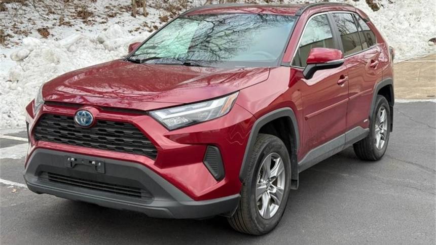 2022 Toyota RAV4 Hybrid XLE — SUV — 45,929 mi — Columbia, IL