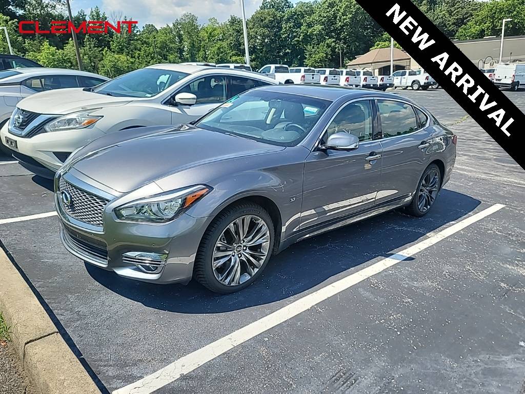 2019 INFINITI Q70L 3.7x LUXE — Sedan — 32,638 mi — Columbia, IL