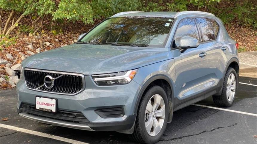 2020 Volvo XC40 Momentum — SUV — 27,462 mi — Columbia, IL
