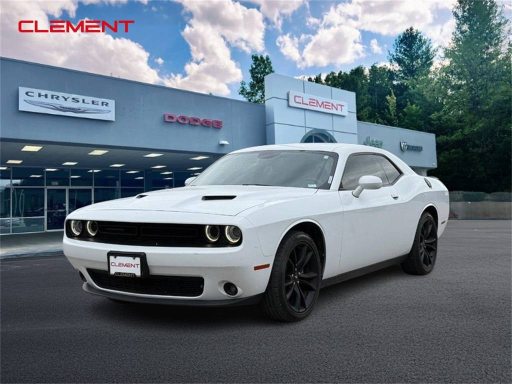 2018 Dodge Challenger SXT — Coupe — 51,885 mi — Columbia, IL