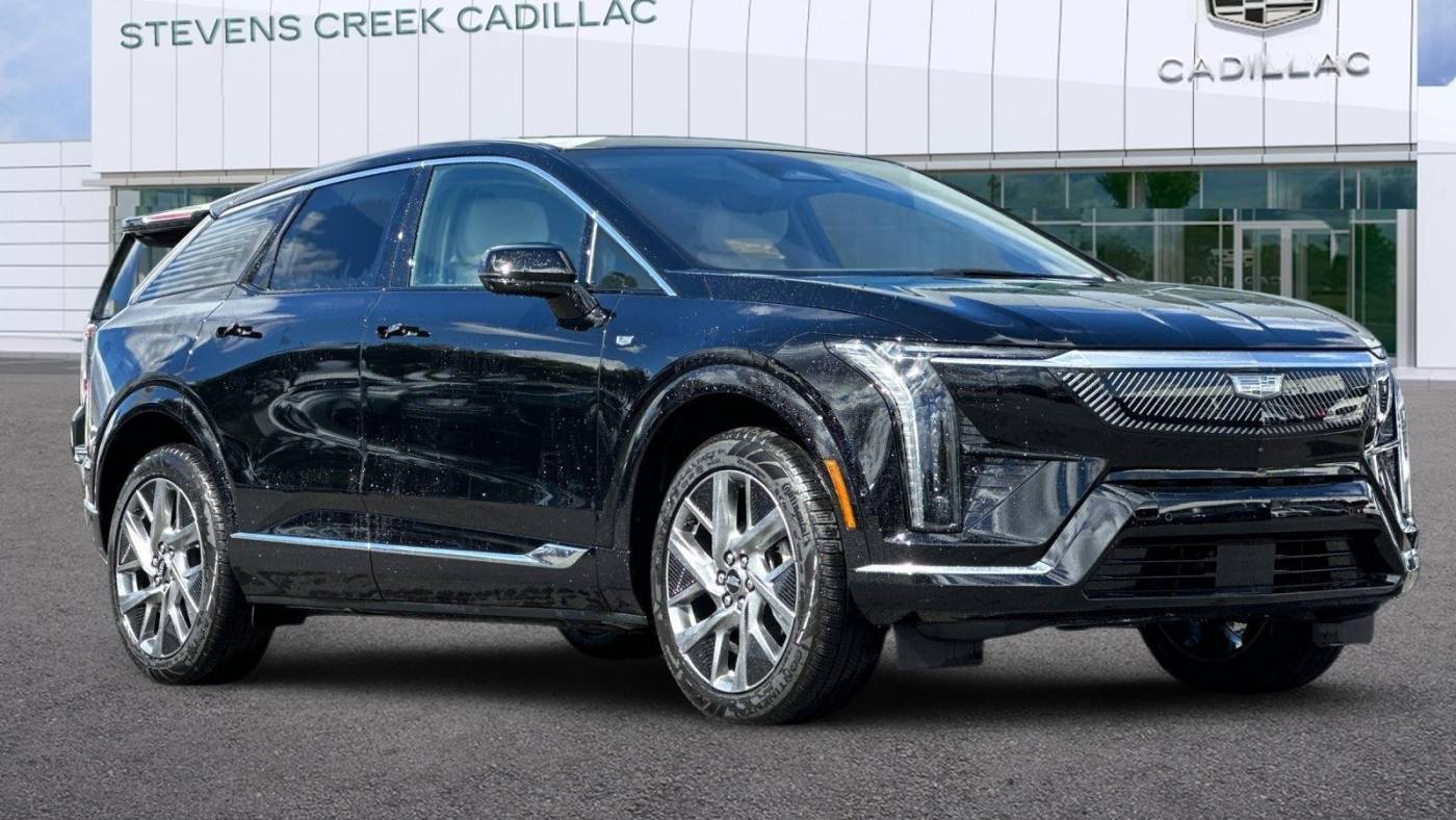 2025 Cadillac OPTIQ Luxury 1