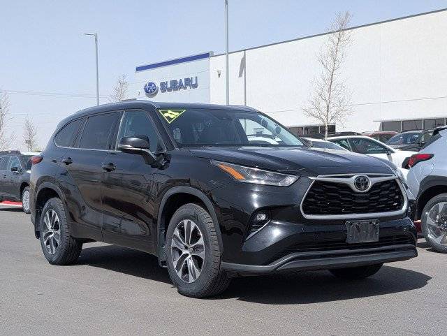 2021 Toyota Highlander XLE — SUV — 68,499 mi — Albuquerque, NM