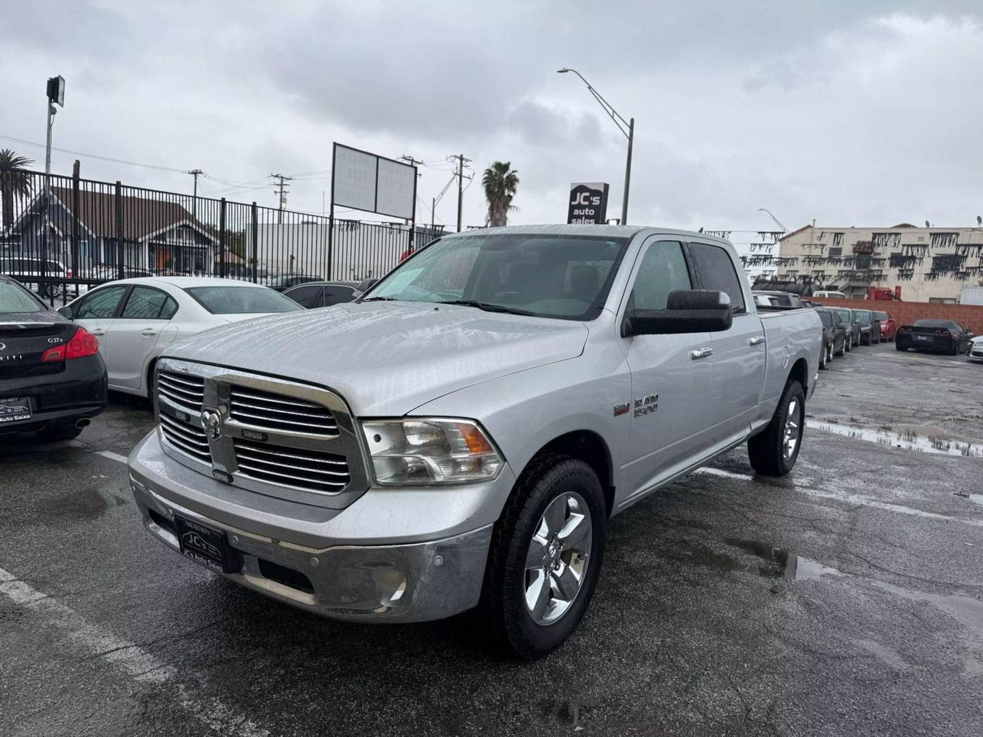 2017 Ram 1500 Lone Star — Pickup Truck — 115,715 mi — Long Beach, CA