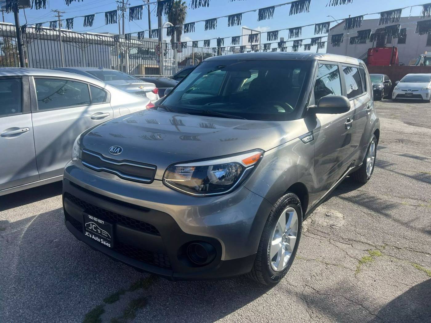 2017 Kia Soul Base — Hatchback — 74,261 mi — Long Beach, CA