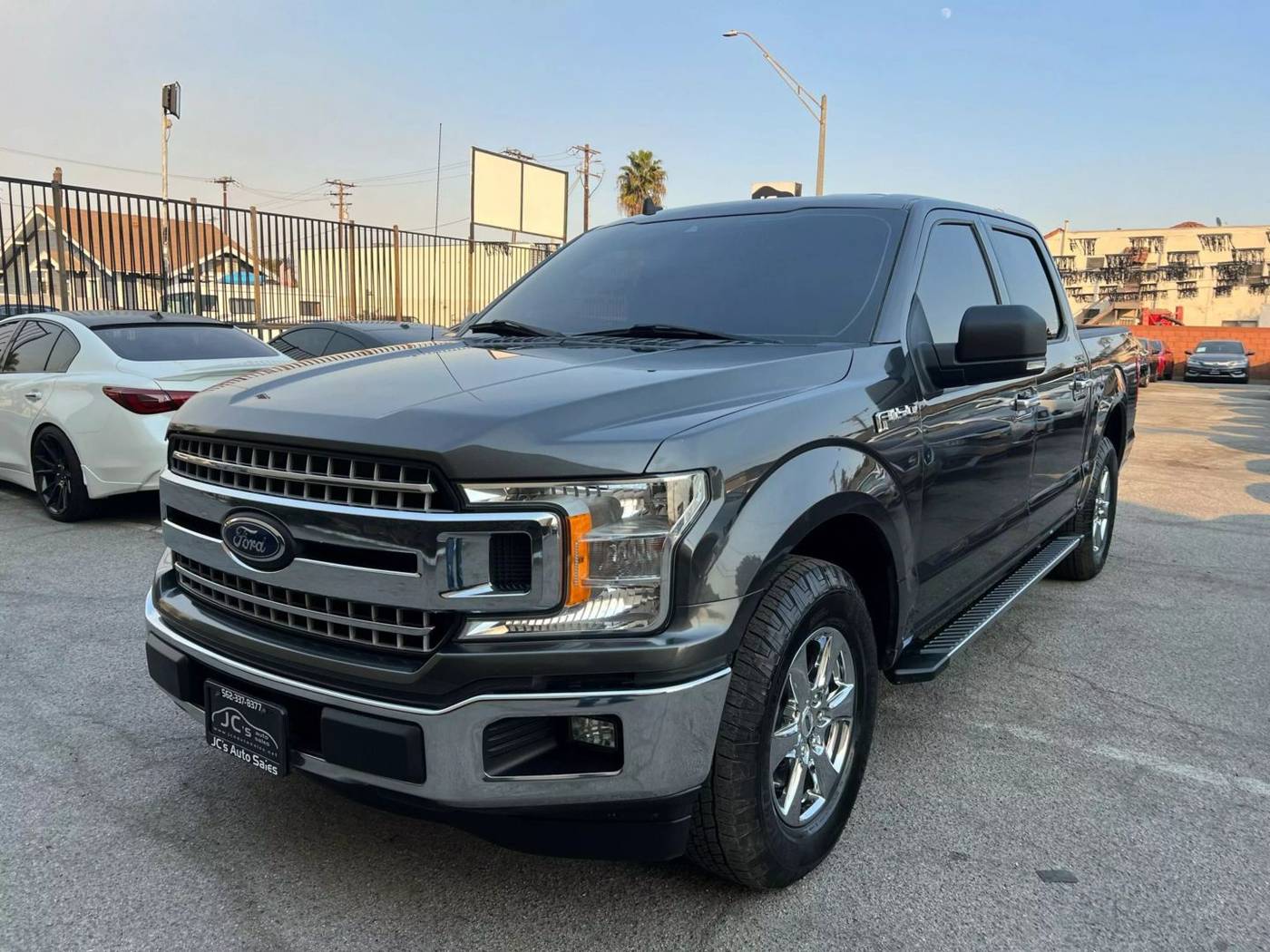 2019 Ford F-150 XLT — Pickup Truck — 105,305 mi — Long Beach, CA