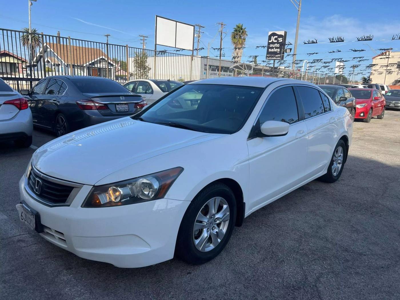 2009 Honda Accord LX-P — Sedan — 118,165 mi — Long Beach, CA