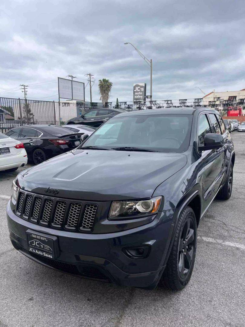 2015 Jeep Grand Cherokee Altitude — SUV — 70,993 mi — Long Beach, CA