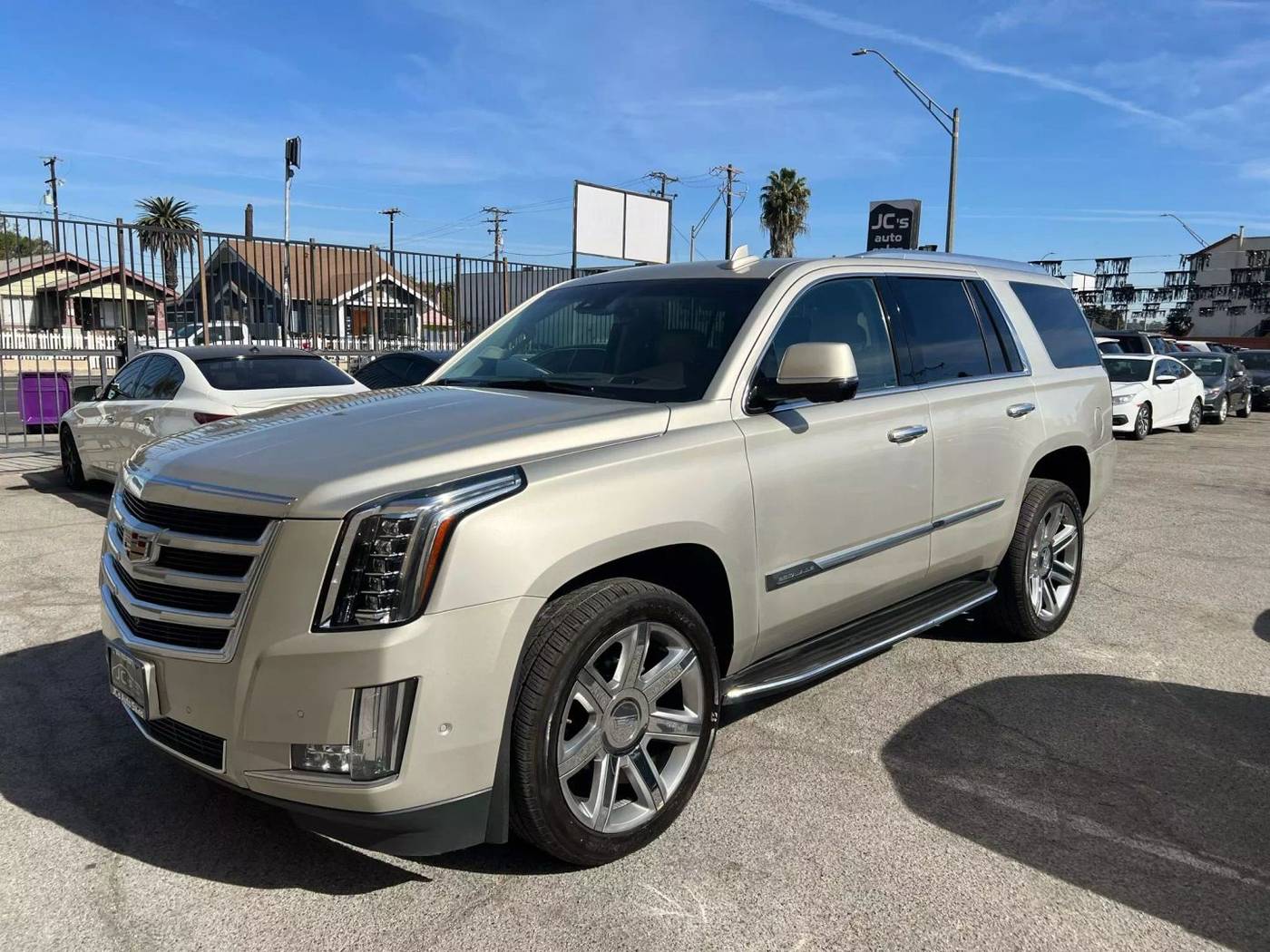 2017 Cadillac Escalade Luxury — SUV — 137,100 mi — Long Beach, CA