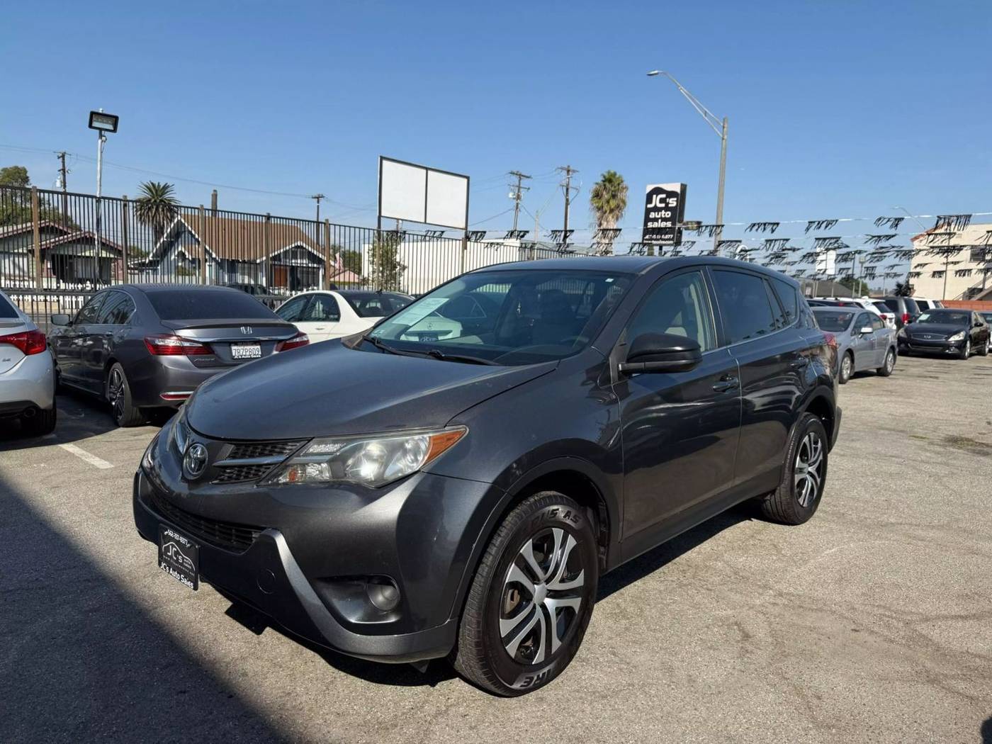 2013 Toyota RAV4 LE — SUV — 138,425 mi — Long Beach, CA