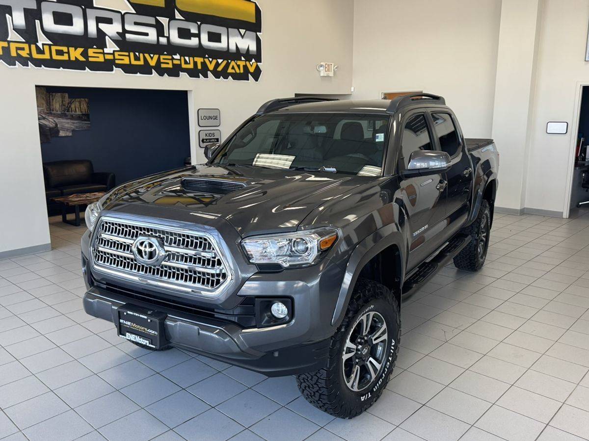 2016 Toyota Tacoma TRD Sport — Pickup Truck — 40,185 mi — Racine, WI
