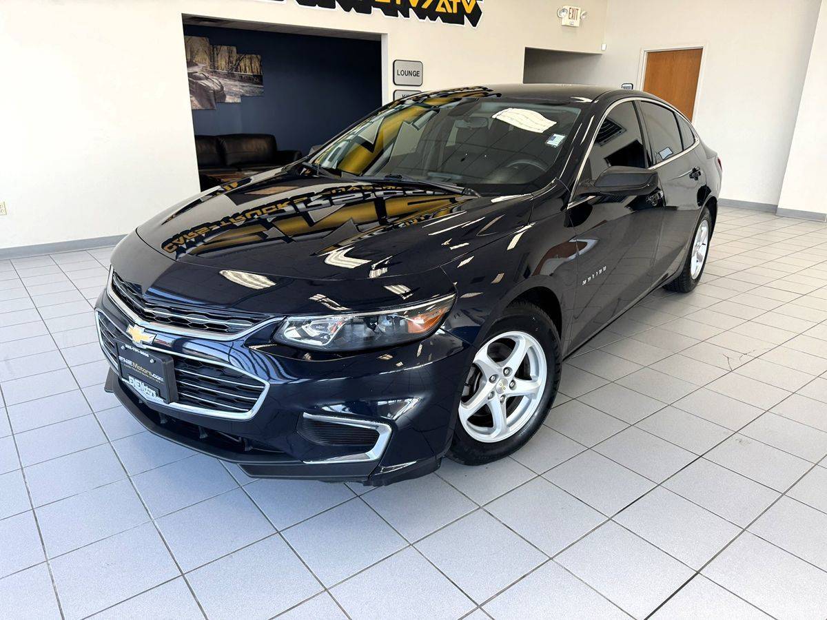 2017 Chevrolet Malibu LS — Sedan — 95,072 mi — Racine, WI