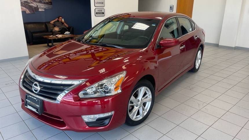 2013 Nissan Altima 2.5 SV — Sedan — 124,669 mi — Racine, WI