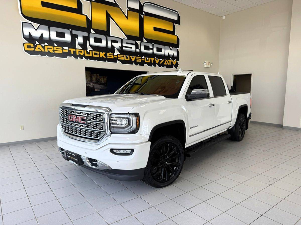 2017 GMC Sierra 1500 Denali — Pickup Truck — 122,135 mi — Racine, WI