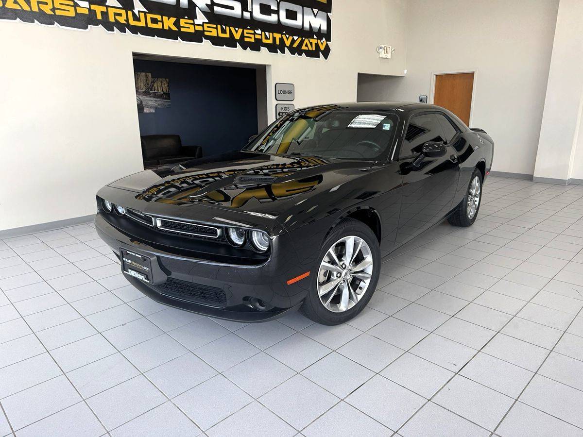 2021 Dodge Challenger SXT — Coupe — 72,224 mi — Racine, WI