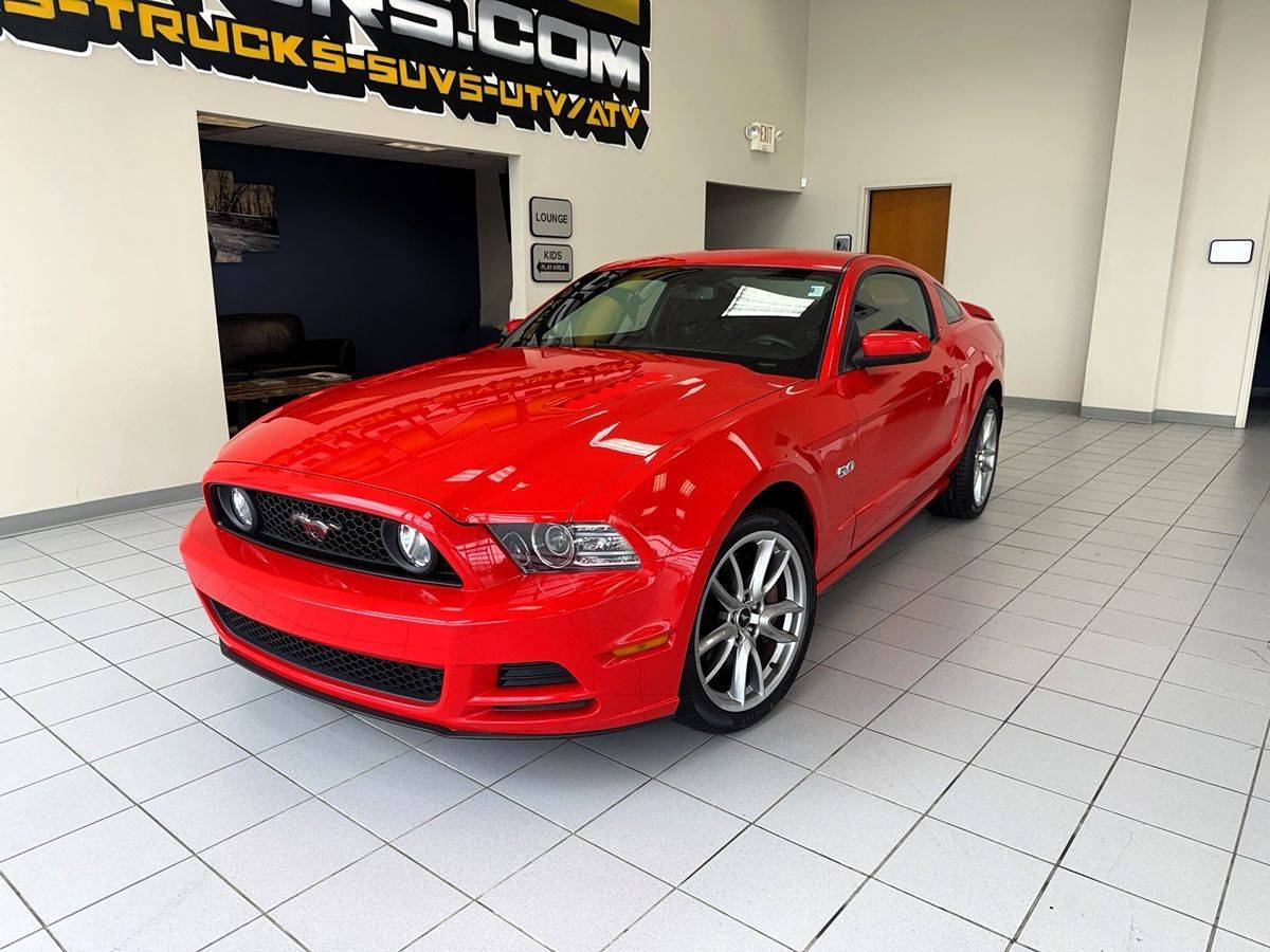 2013 Ford Mustang GT — Coupe — 74,654 mi — Racine, WI