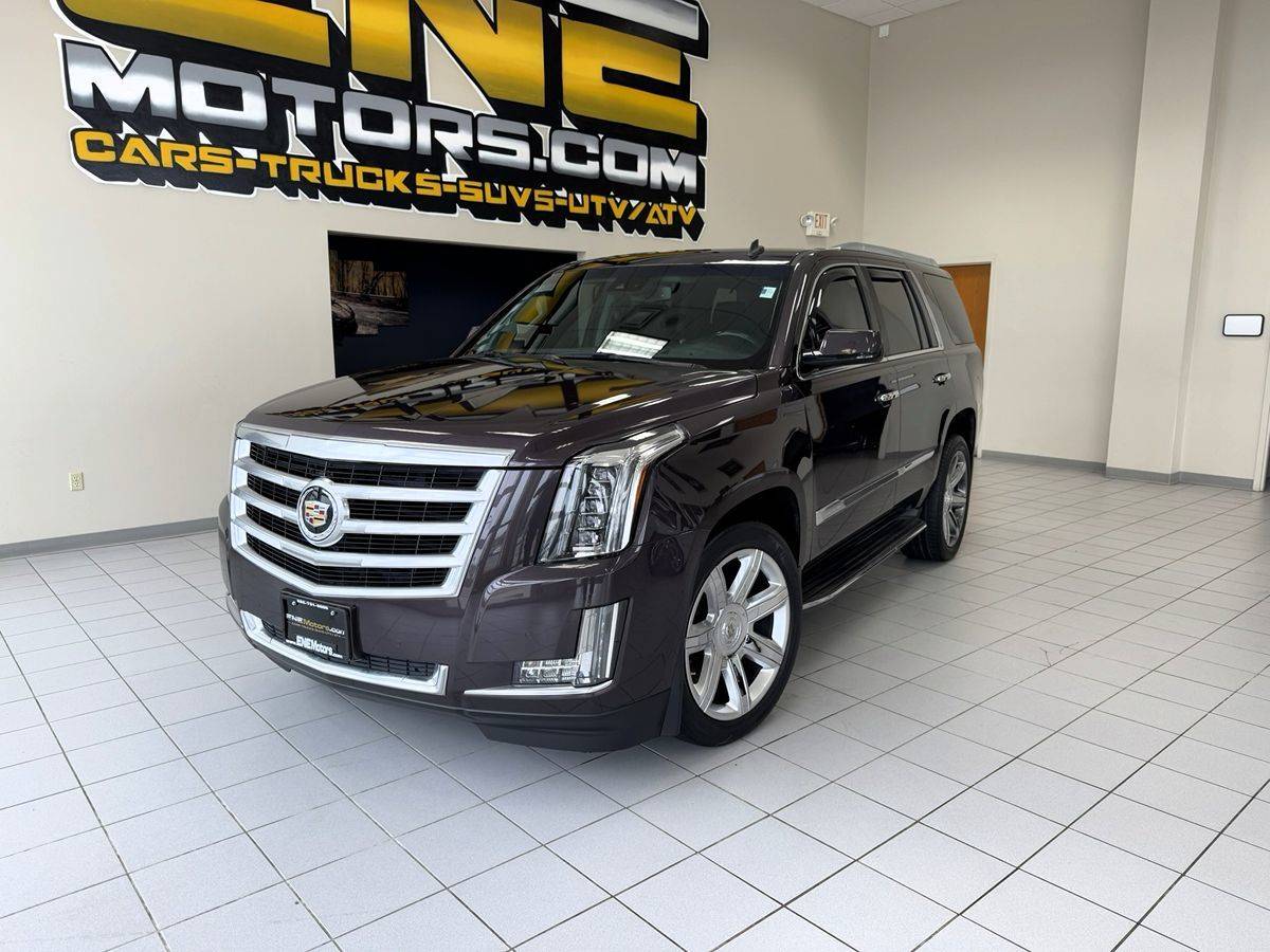 2015 Cadillac Escalade Luxury — SUV — 67,090 mi — Racine, WI