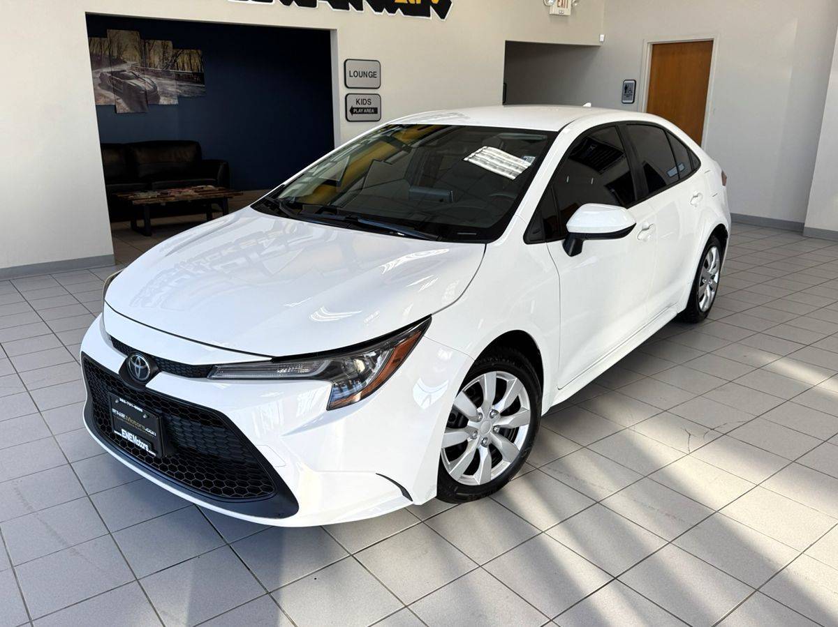 2020 Toyota Corolla LE — Sedan — 84,190 mi — Racine, WI