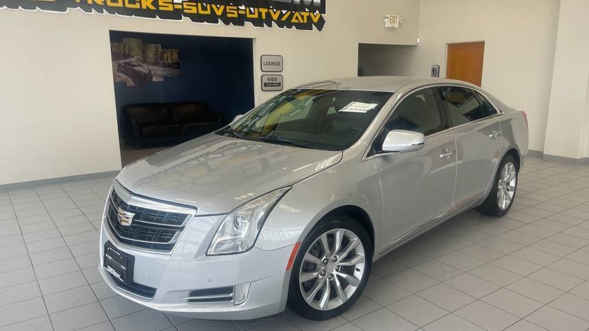 2017 Cadillac XTS Luxury — Sedan — 84,623 mi — Racine, WI