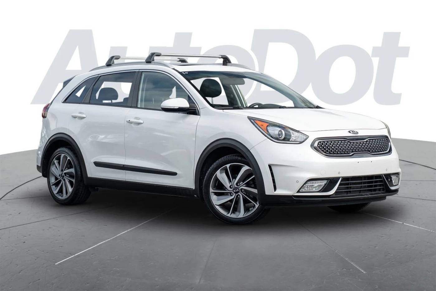 2017 Kia Niro Hybrid Touring — SUV — 98,719 mi — Sykesville, MD