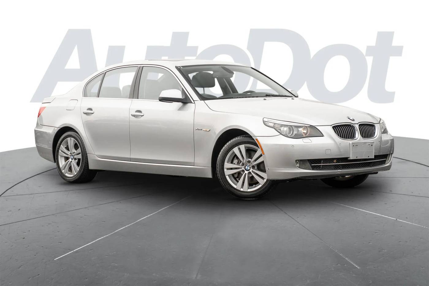 2010 BMW 5 Series 528i
