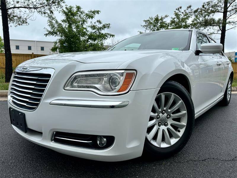2013 Chrysler 300 Base — Sedan — 132,702 mi — Chantilly, VA