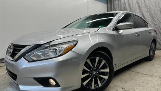 2017 Nissan Altima 2.5 SV — Sedan — 111,187 mi — Chantilly, VA