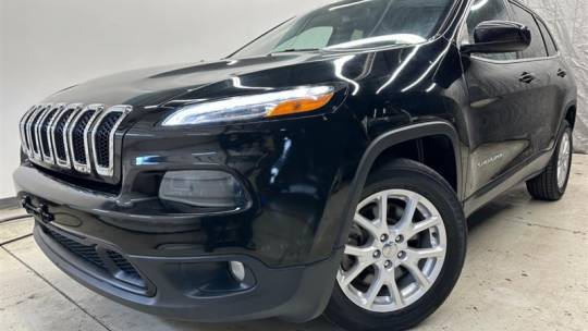 2018 Jeep Cherokee Latitude — SUV — 105,562 mi — Chantilly, VA