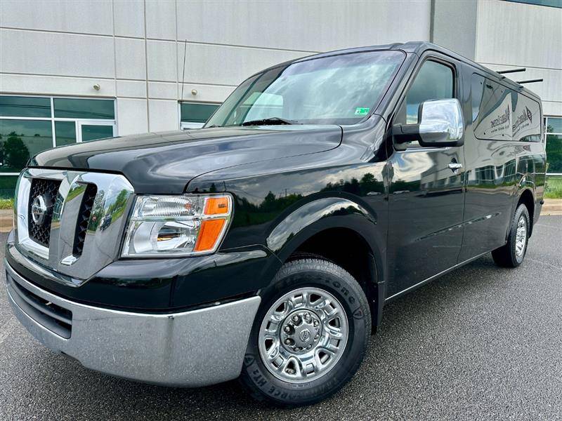 2015 Nissan NV Passenger SV — Passenger Van — 152,515 mi — Chantilly, VA