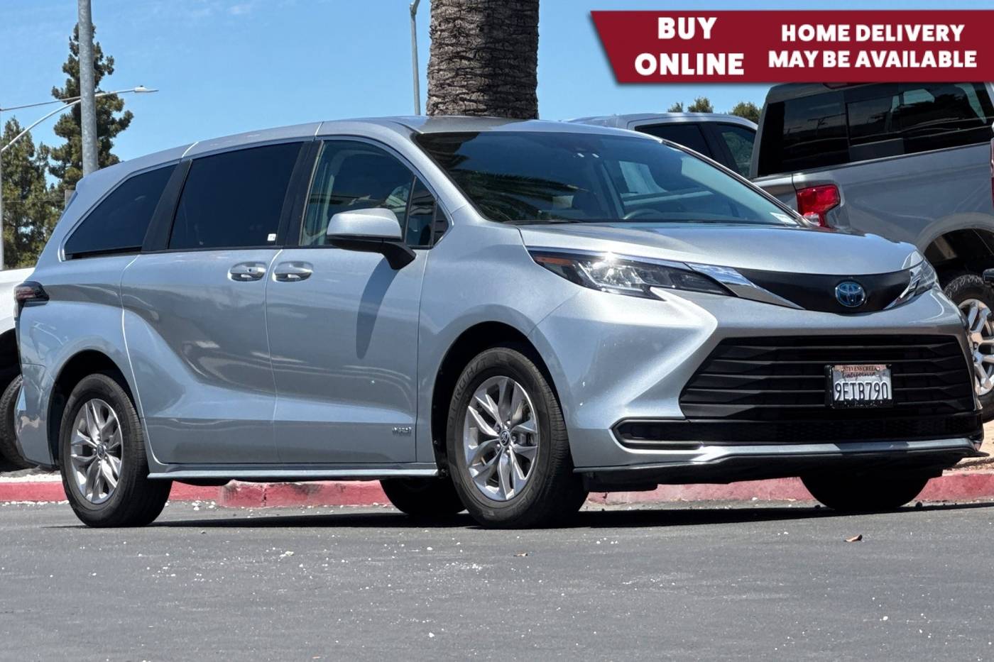 2021 Toyota Sienna LE — Minivan — 84,375 mi — San Jose, CA