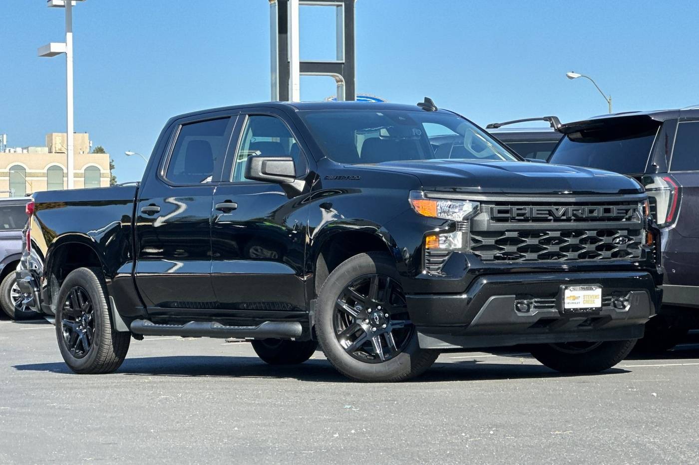 2023 Chevrolet Silverado 1500 Custom — Pickup Truck — 43,245 mi — San Jose, CA