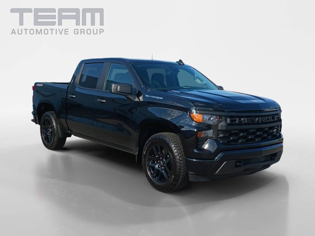 2025 Chevrolet Silverado 1500 Custom — Pickup Truck — 1,500 mi — Goldsboro, NC