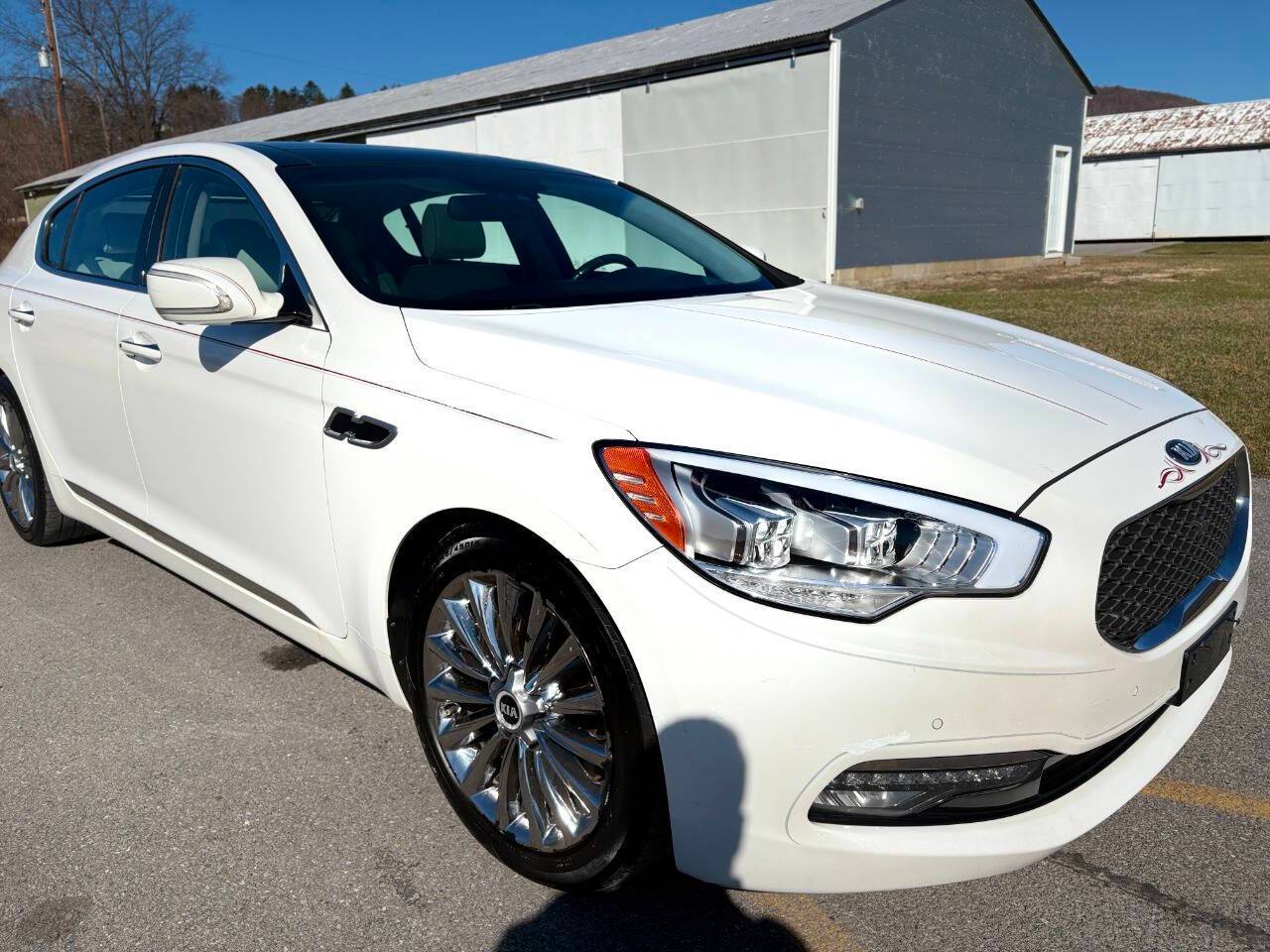 2015 Kia K900 V8 Luxury — Sedan — 88,445 mi — Slatington, PA