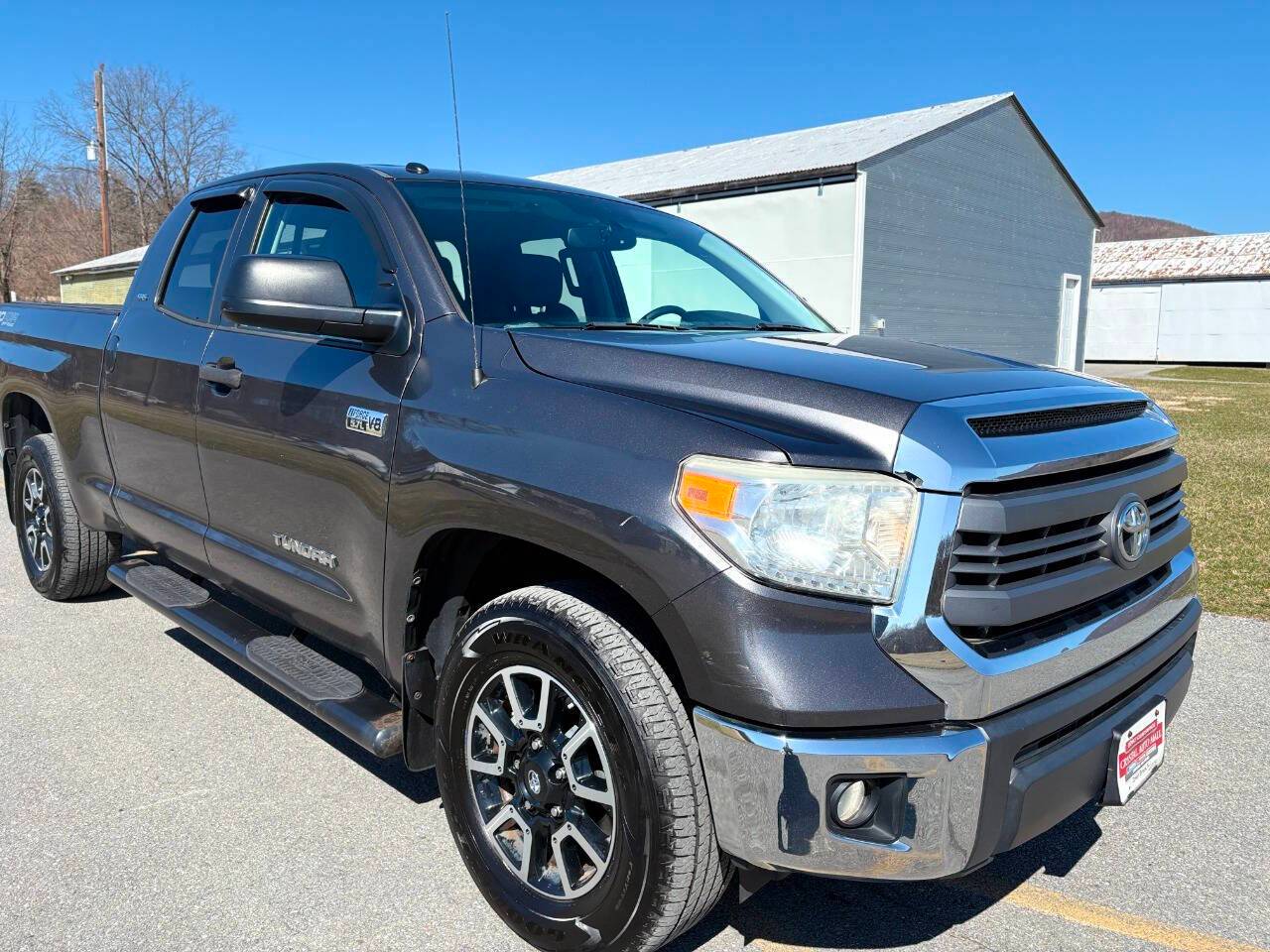 2014 Toyota Tundra SR5 — Pickup Truck — 167,652 mi — Slatington, PA