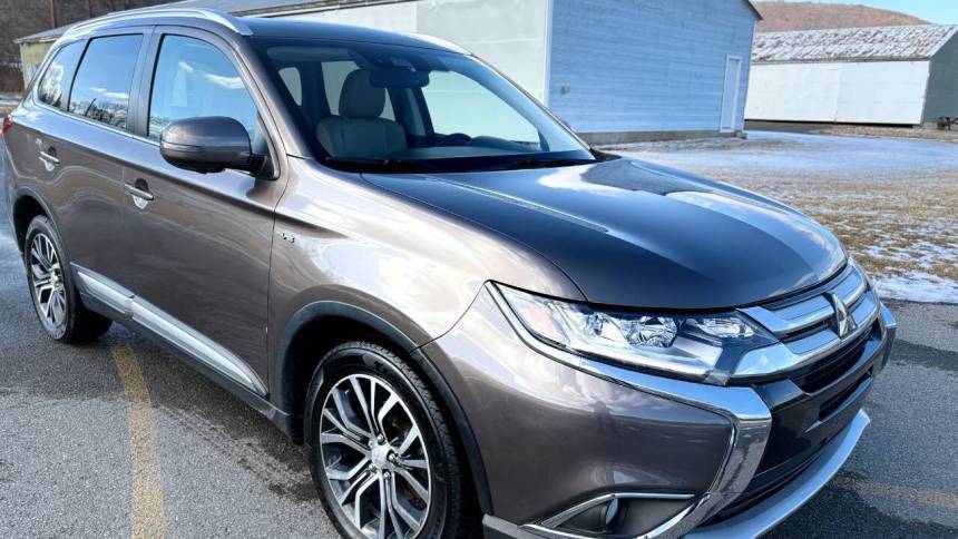 2018 Mitsubishi Outlander GT — SUV — 82,378 mi — Slatington, PA
