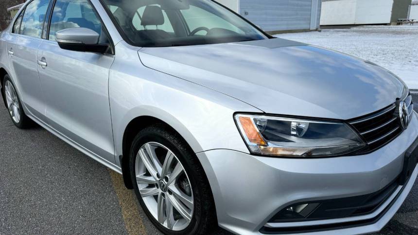 2015 Volkswagen Jetta 1.8T SEL — Sedan — 72,276 mi — Slatington, PA