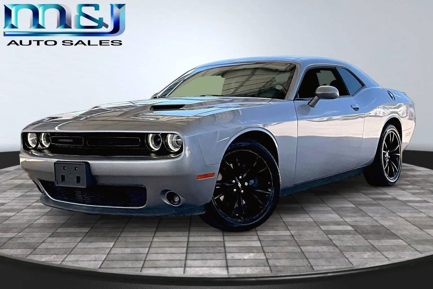 2018 Dodge Challenger SXT Plus