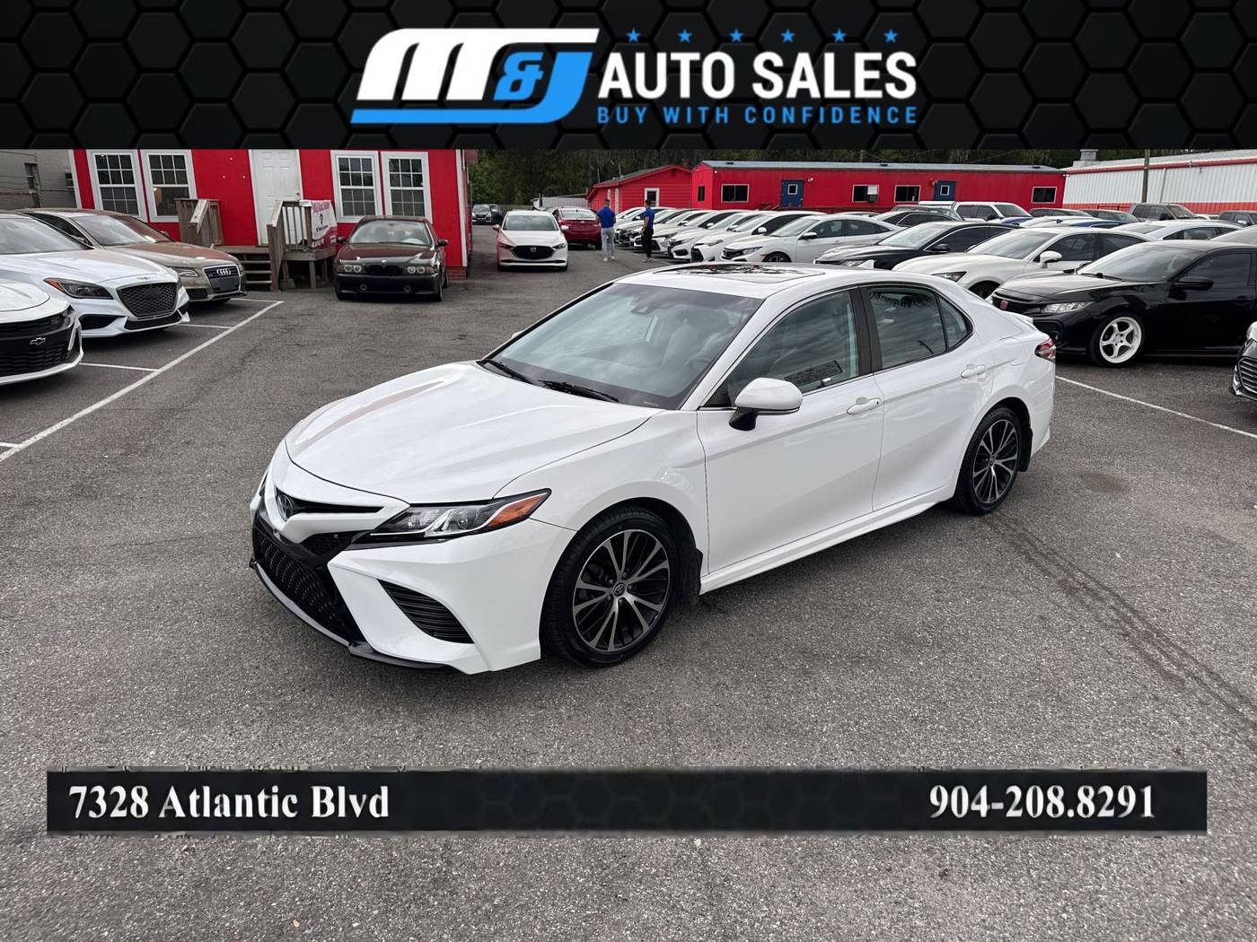2020 Toyota Camry Hybrid SE — Sedan — 52,265 mi — Jacksonville, FL