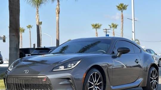 2023 Toyota GR86 Base — Coupe — 2,876 mi — Torrance, CA