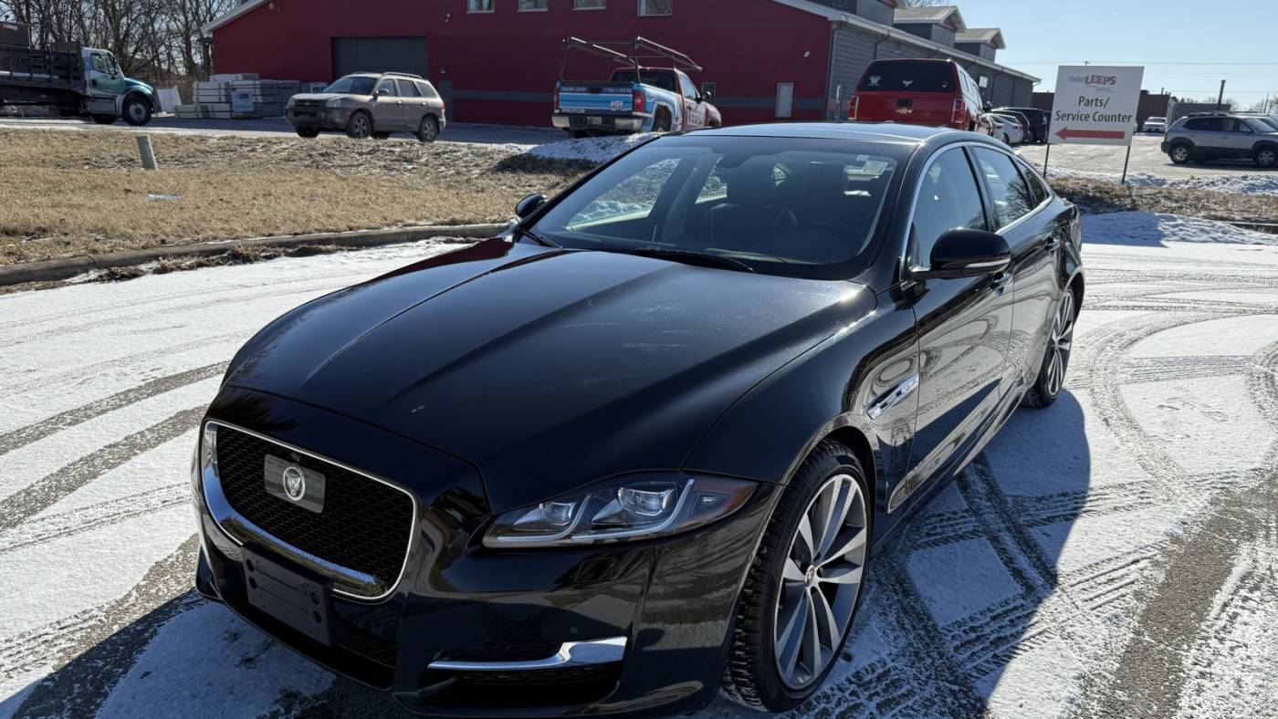 2017 Jaguar XJ R-Sport — Sedan — 36,720 mi — Merrillville, IN
