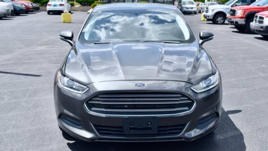 2016 Ford Fusion SE — Sedan — 100,525 mi — Crestwood, IL