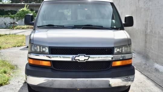 2004 Chevrolet Express Passenger Base — Passenger Van — 97,941 mi — Crestwood, IL
