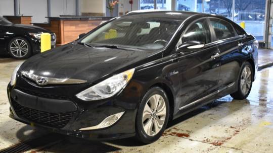 2013 Hyundai Sonata Hybrid Limited — Sedan — 156,953 mi — Crestwood, IL