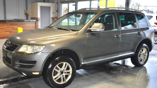 2008 Volkswagen Touareg V6 — SUV — 161,002 mi — Crestwood, IL