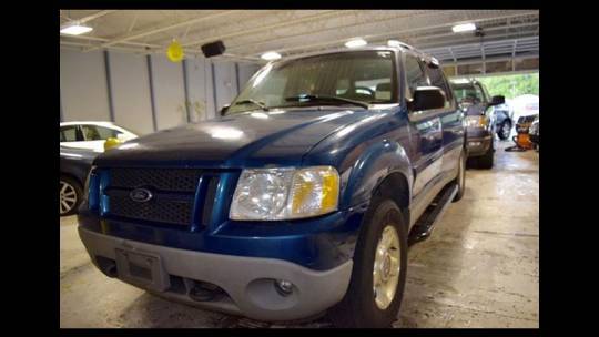 2001 Ford Explorer Sport Trac — SUV — 201,700 mi — Crestwood, IL