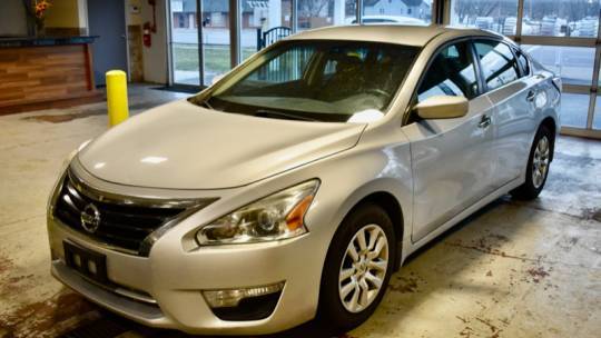 2014 Nissan Altima 2.5 S — Sedan — 160,010 mi — Crestwood, IL