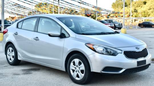 2014 Kia Forte LX — Sedan — 122,100 mi — Crestwood, IL