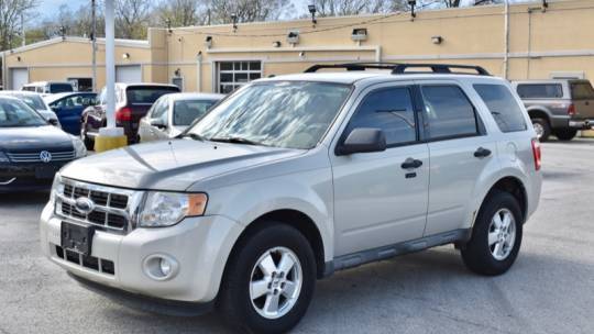 2009 Ford Escape XLT — SUV — 123,520 mi — Crestwood, IL