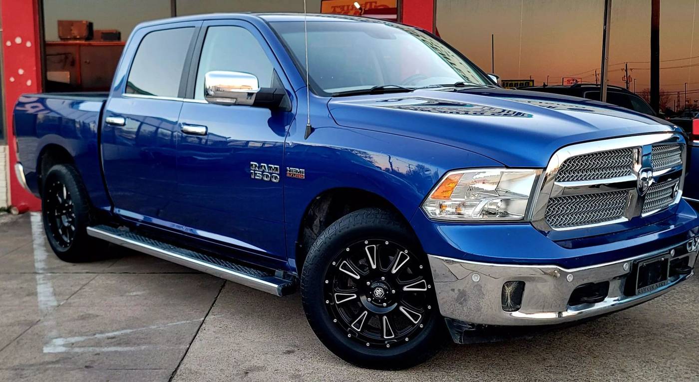 2018 Ram 1500 Lone Star Silver — Pickup Truck — 99,122 mi — Dallas, TX